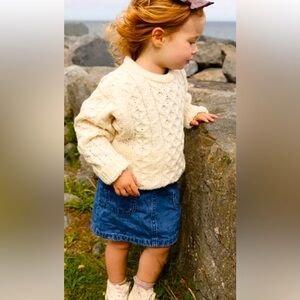 Ireland Aran Craft 💯Marino Wool  Child Sweater Size  2-3 YRS